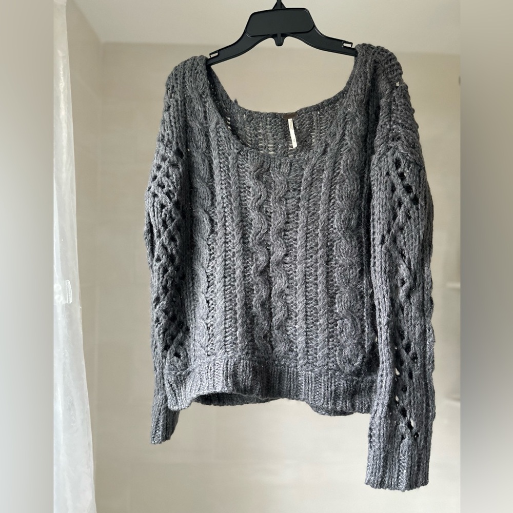 Free People mohair wool cable knit fluff chunky open knit sweater size X-Small